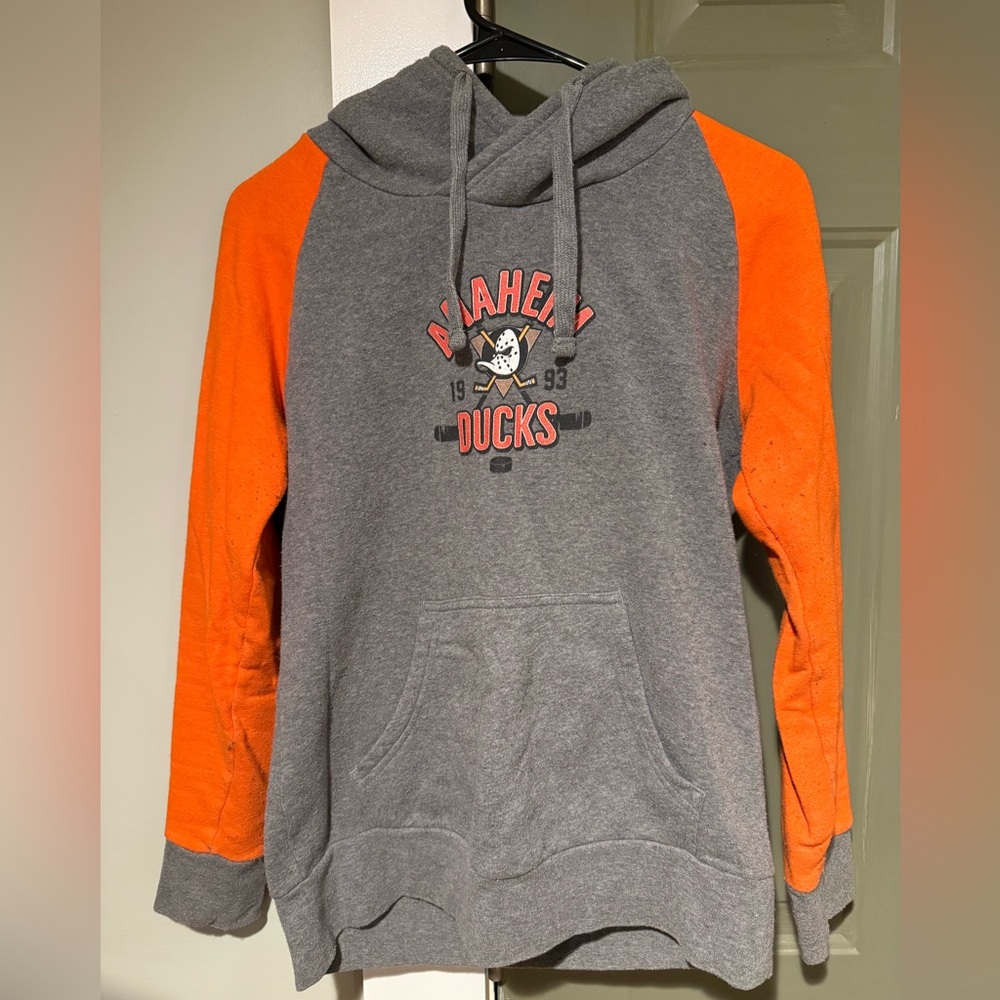 Women’s FANATICS Anaheim Ducks hoodie